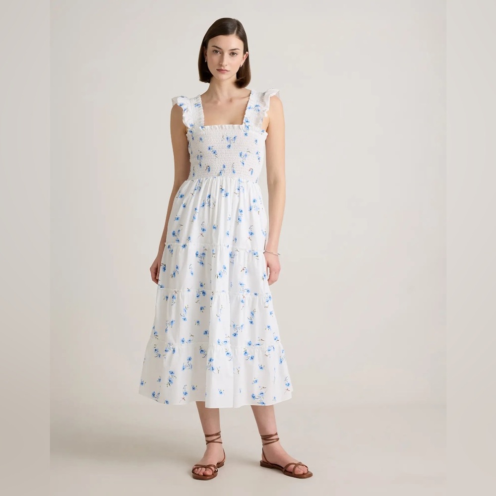 NWOT Quince 100% Organic Cotton Babydoll Poplin Smocked Midi Blue Floral Dress L